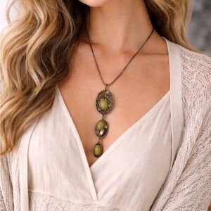 Boho Green Stone Pendant Necklace | Bronze Tone